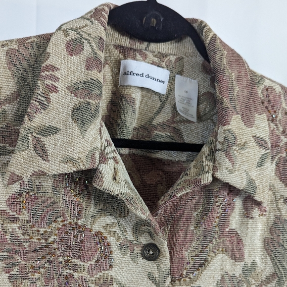 Vintage Alfred Dunner floral beaded tapestry jacket - Picture 8 of 10